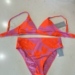 Antonio Melani an exclusive brand sold at Dillard’s. 2 piece swimsuit